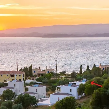 Erato - Elysian Villas, 2' Walk From The * Μηνιά